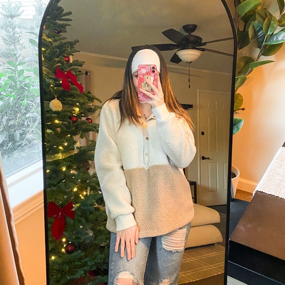 Calvin Klein Beige Sherpa Quarter Zip - Picture 2 of 4